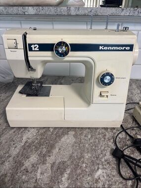 Vintage Kenmore Sewing Machine 385.1274180 W/Pedal & Accessories-Works! Free Arm
